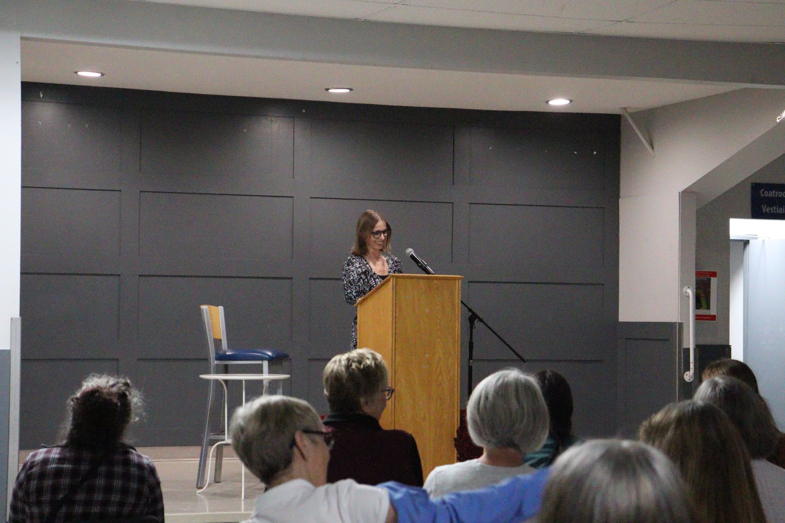 Nita Prose addresses local readers during an evening of conversation and Q&A hosted by the Township of Russell Public Library.